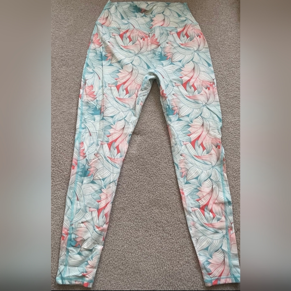💕Buffbunny Island Legacy Leggings - Picture 2 of 7